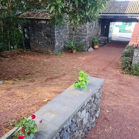 Stonewood Al בית נופש *