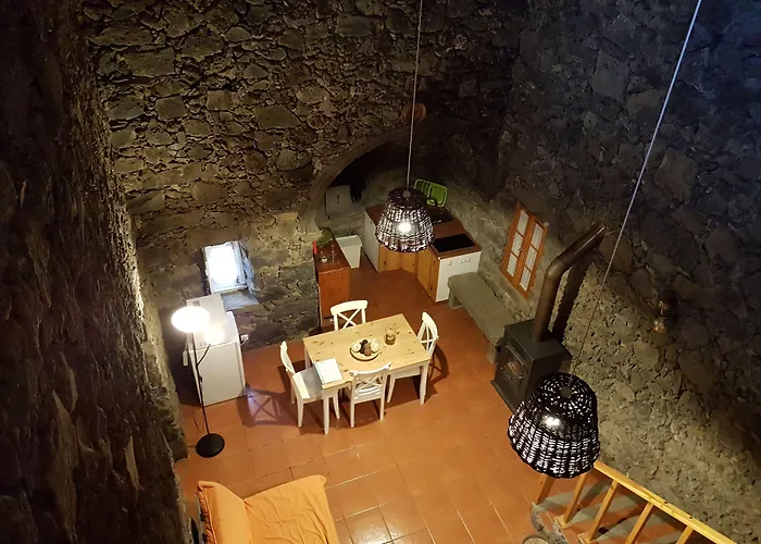 Stonewood Al Holiday home *